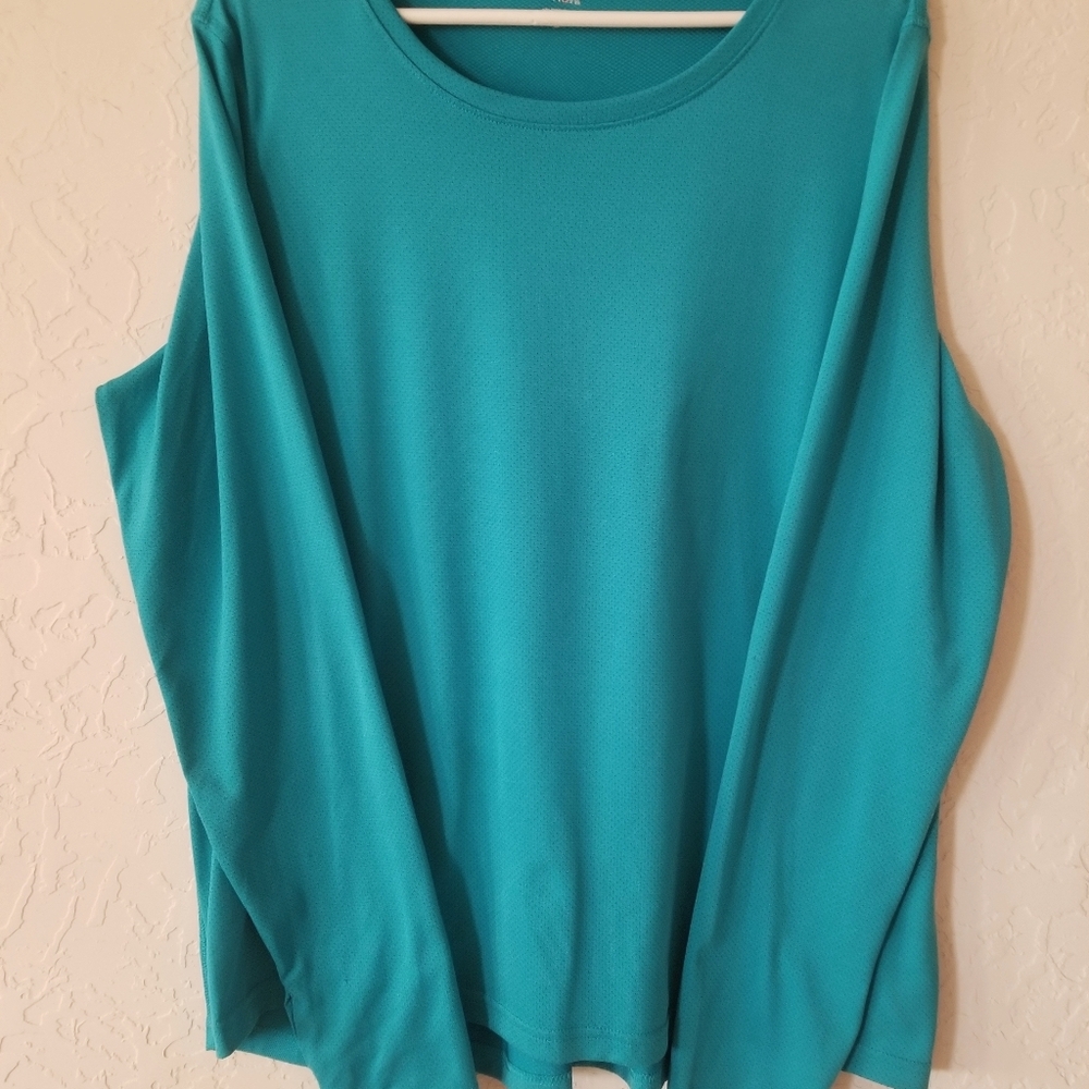 Danskin workout top